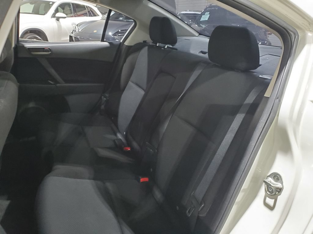 Used 2011 MAZDA MAZDA3 i Touring FWD image 20