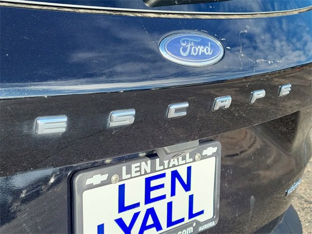 Used 2022 Ford Escape SE w/ Cold Weather Package image 12