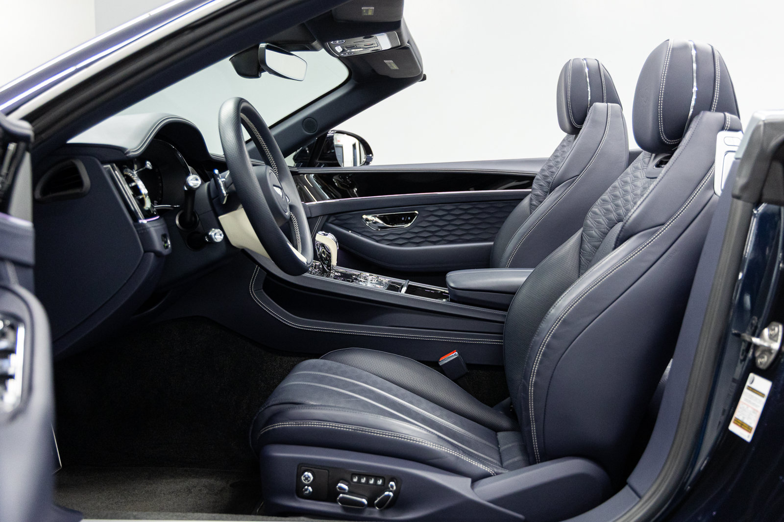 Certified 2025 Bentley Continental GT Speed w/ First Edition Specification AWD/4WD image 28
