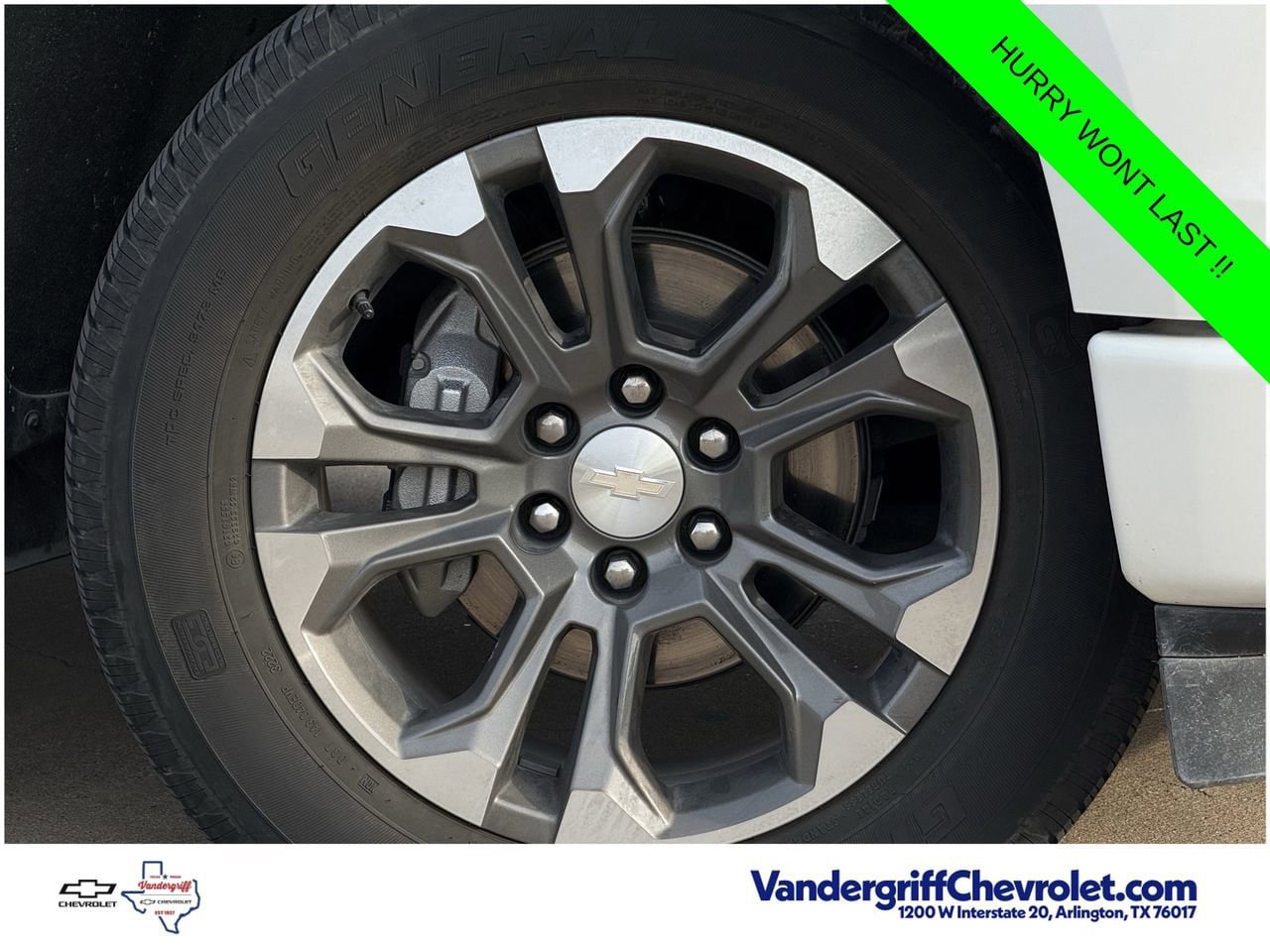 Used 2022 Chevrolet Silverado 1500 High Country RWD image 11