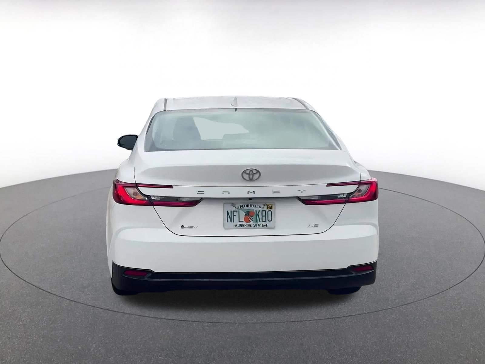 Used 2025 Toyota Camry LE image 12