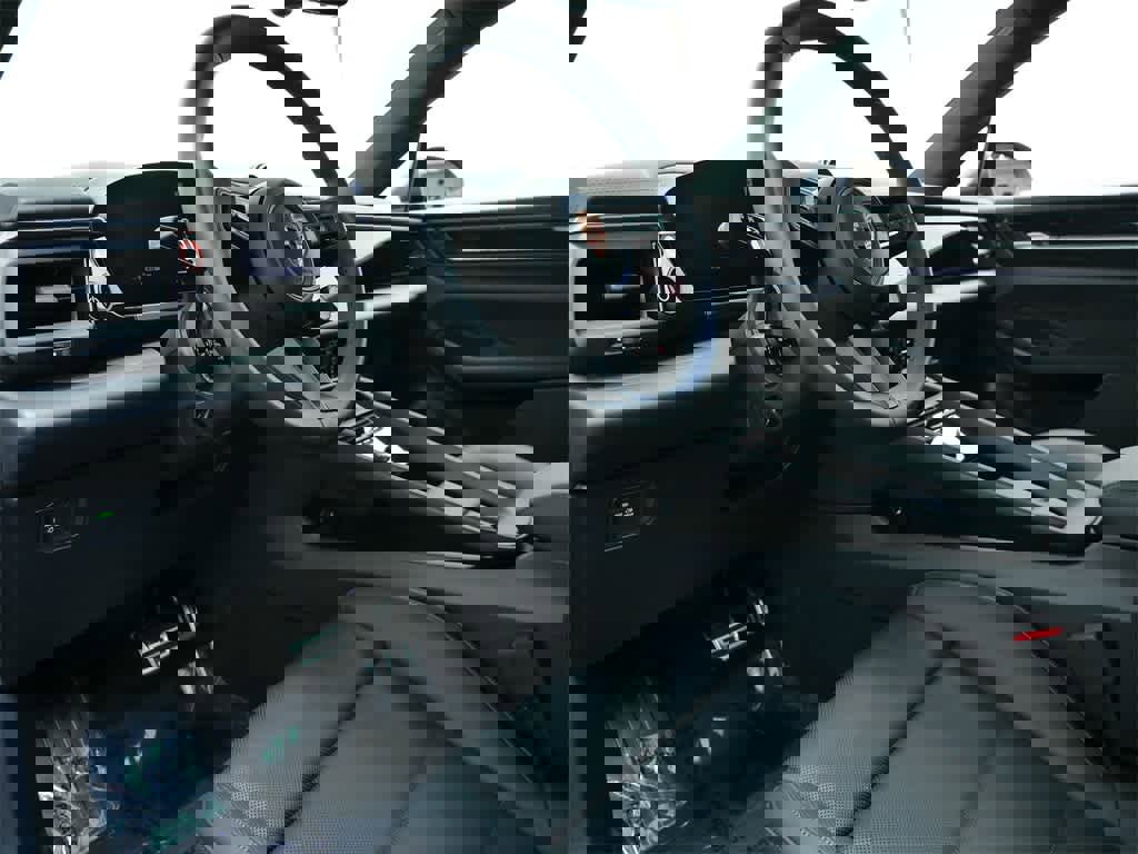 New 2025 Porsche Macan 4S Electric image 4