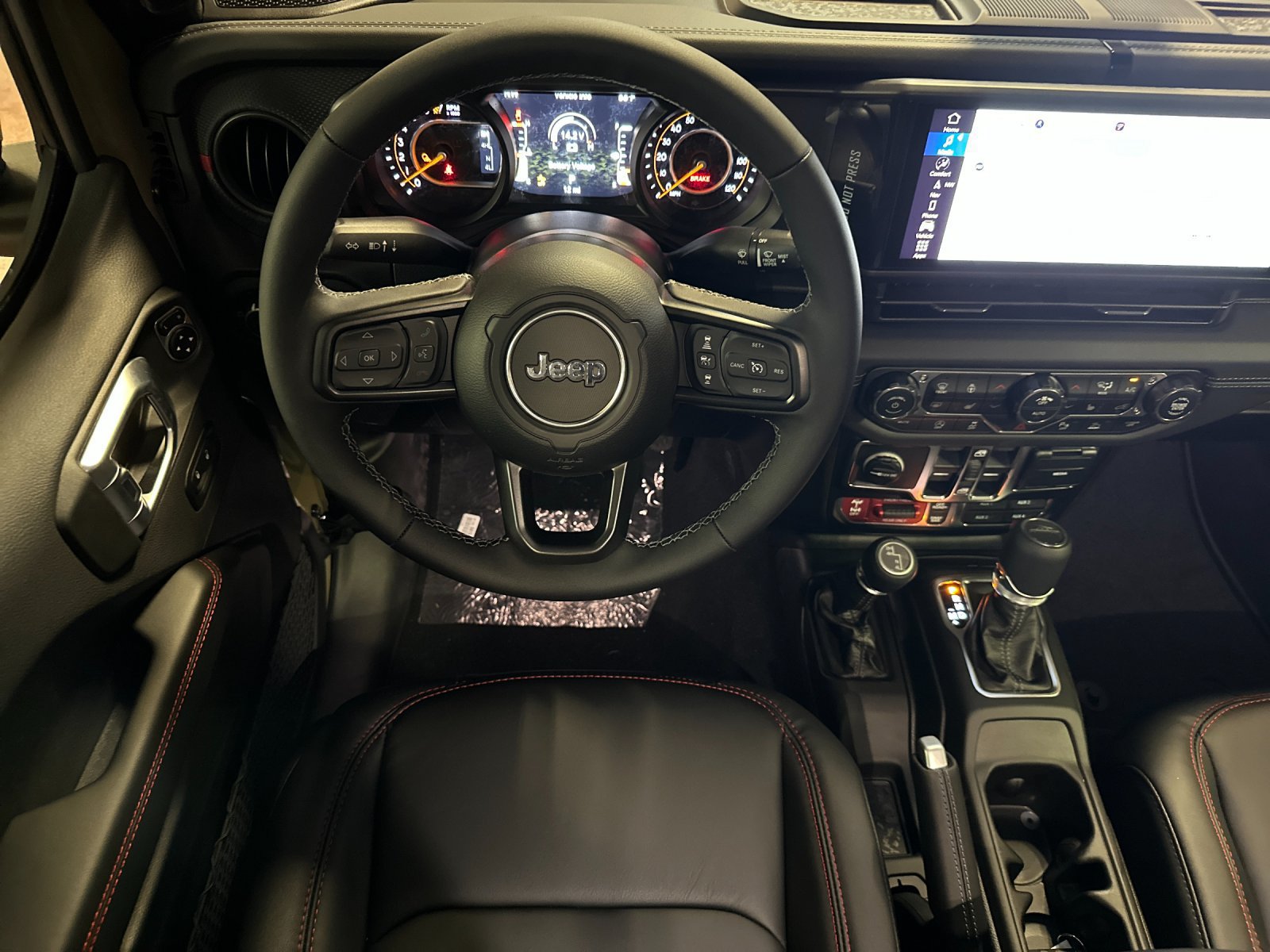 New 2026 Jeep Gladiator Sport AWD/4WD image 13
