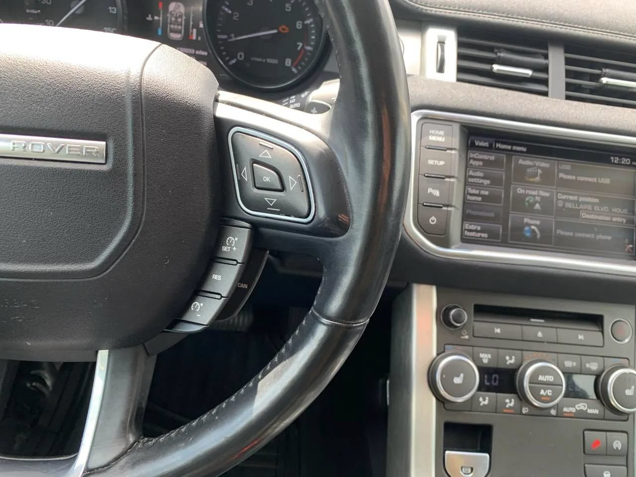 Used 2015 Land Rover Range Rover Evoque Pure Plus AWD/4WD image 15