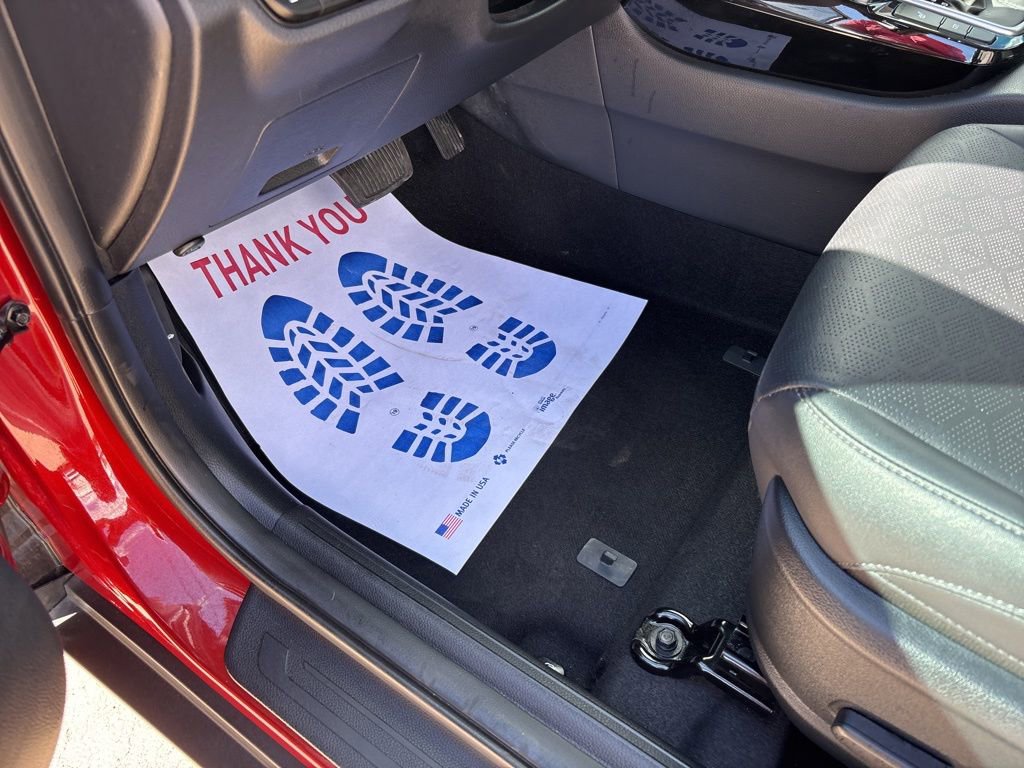 Used 2025 Kia Seltos SX image 16