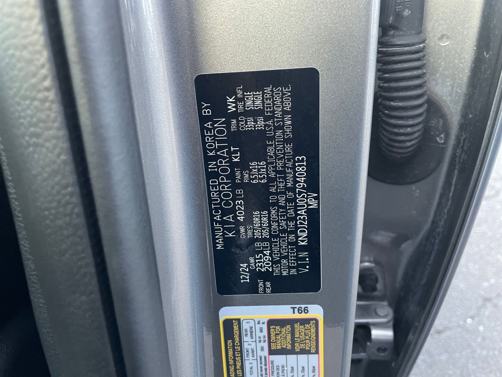 Used 2025 Kia Soul LX w/ LX Technology Package FWD image 27
