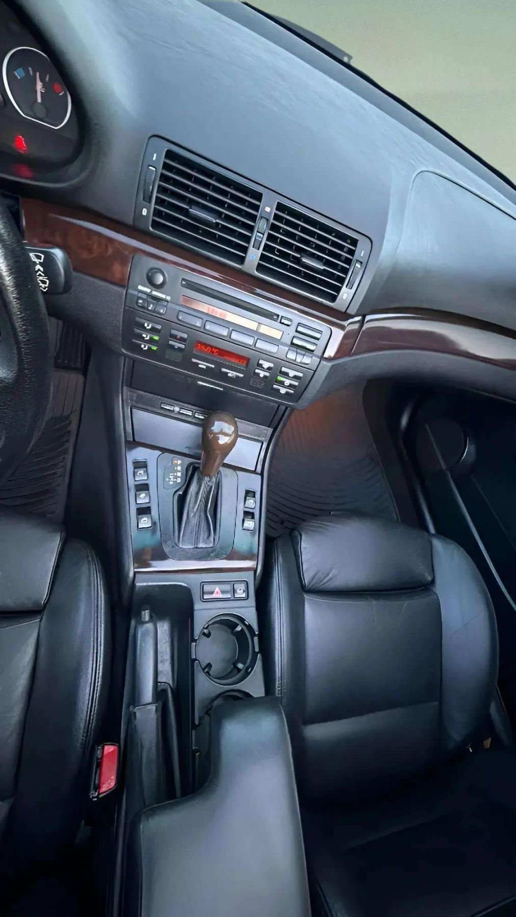 Used 2006 BMW 330Ci Convertible image 21