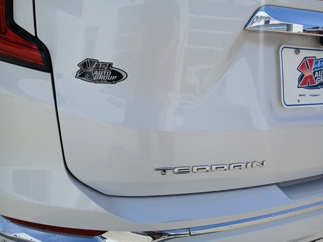 Certified 2022 GMC Terrain Denali w/ Denali Premium Package AWD/4WD image 12