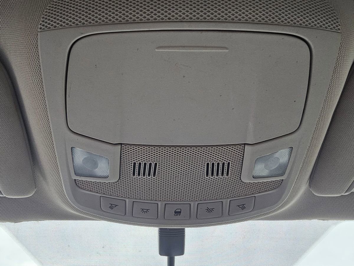 Used 2016 Ford Fusion SE image 38