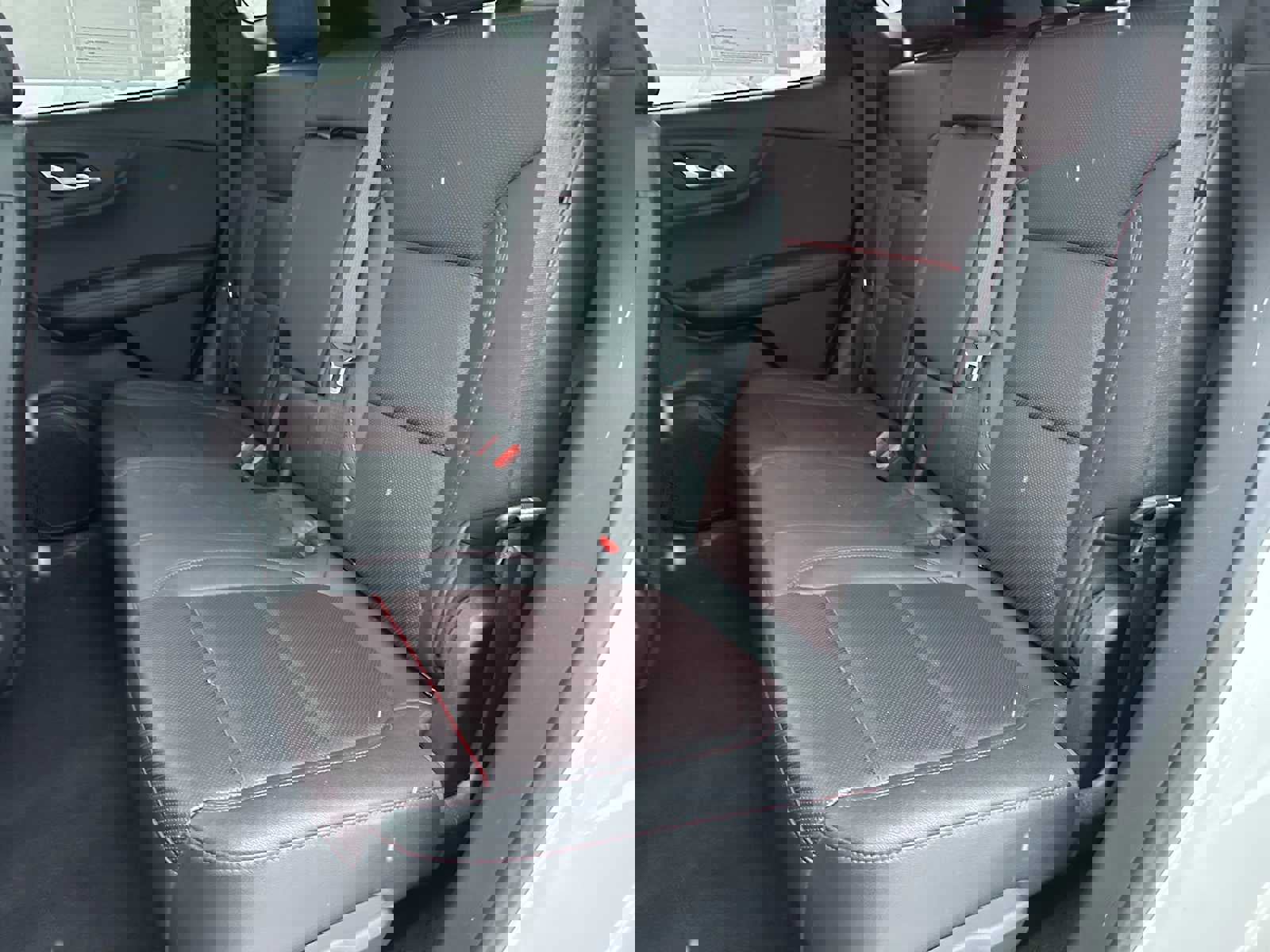 Used 2022 Chevrolet Blazer RS w/ Enhanced Convenience Package image 17