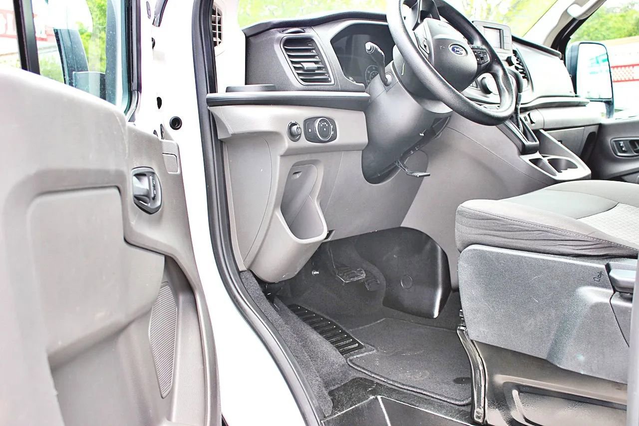 Used 2020 Ford Transit 350 XLT RWD image 11