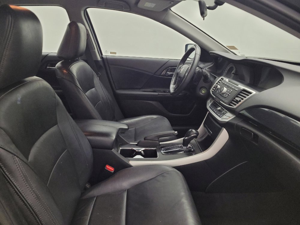 Used 2015 Honda Accord Sport image 21