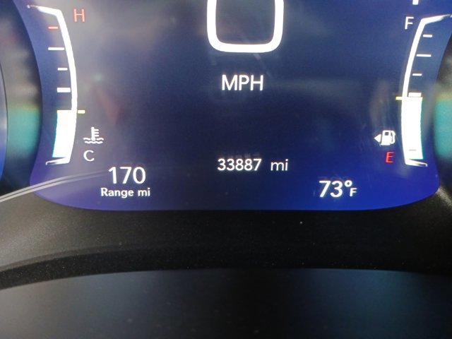 Used 2025 Chrysler Pacifica Limited image 19