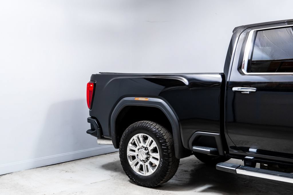 Used 2020 GMC Sierra 2500 Denali w/ Denali Ultimate Package AWD/4WD image 10