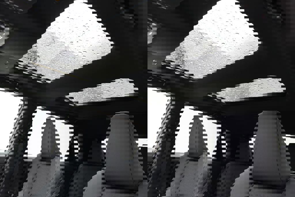 Used 2023 Subaru Solterra Touring image 18