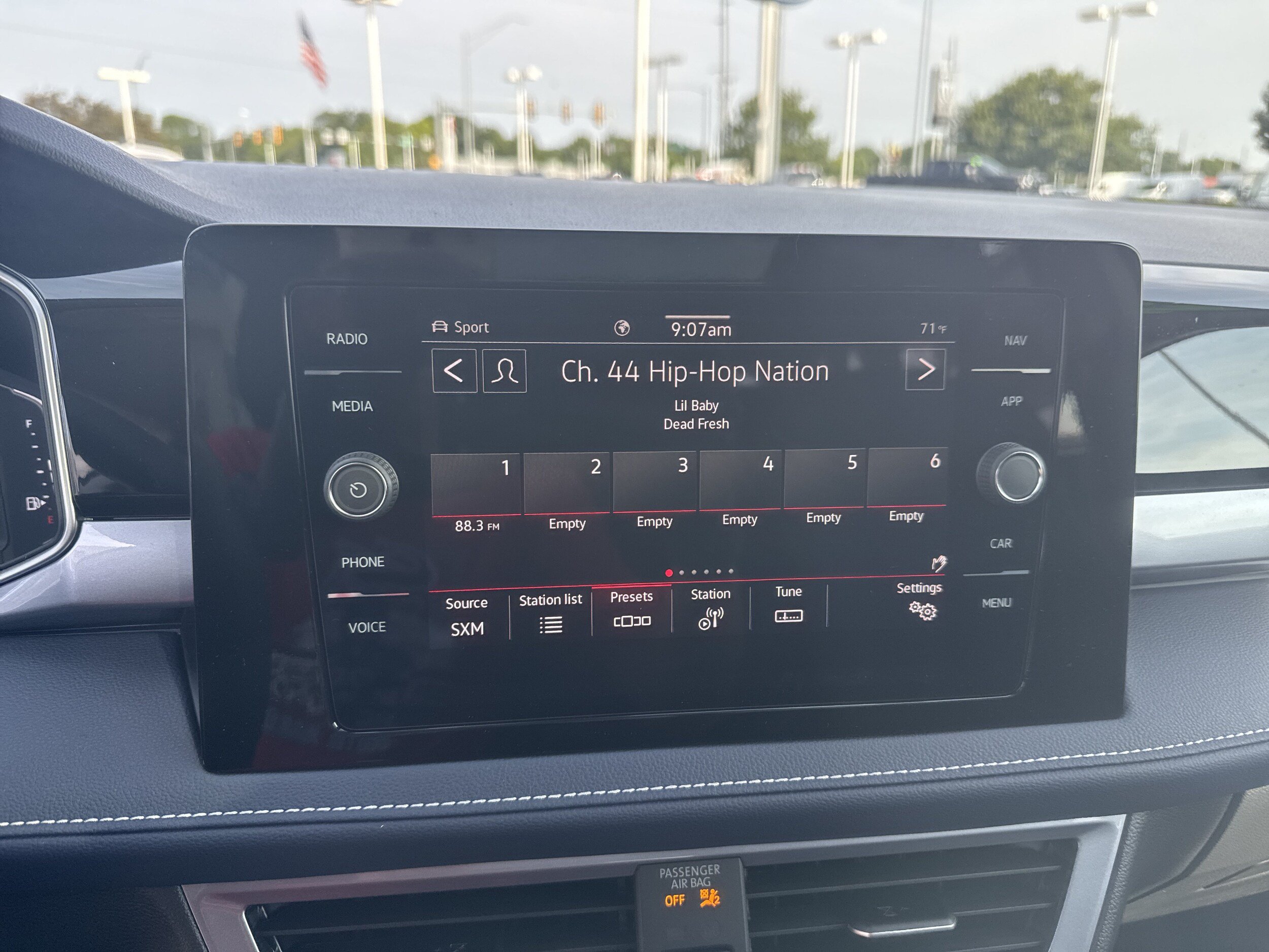 New 2026 Volkswagen Taos SEL AWD/4WD image 18