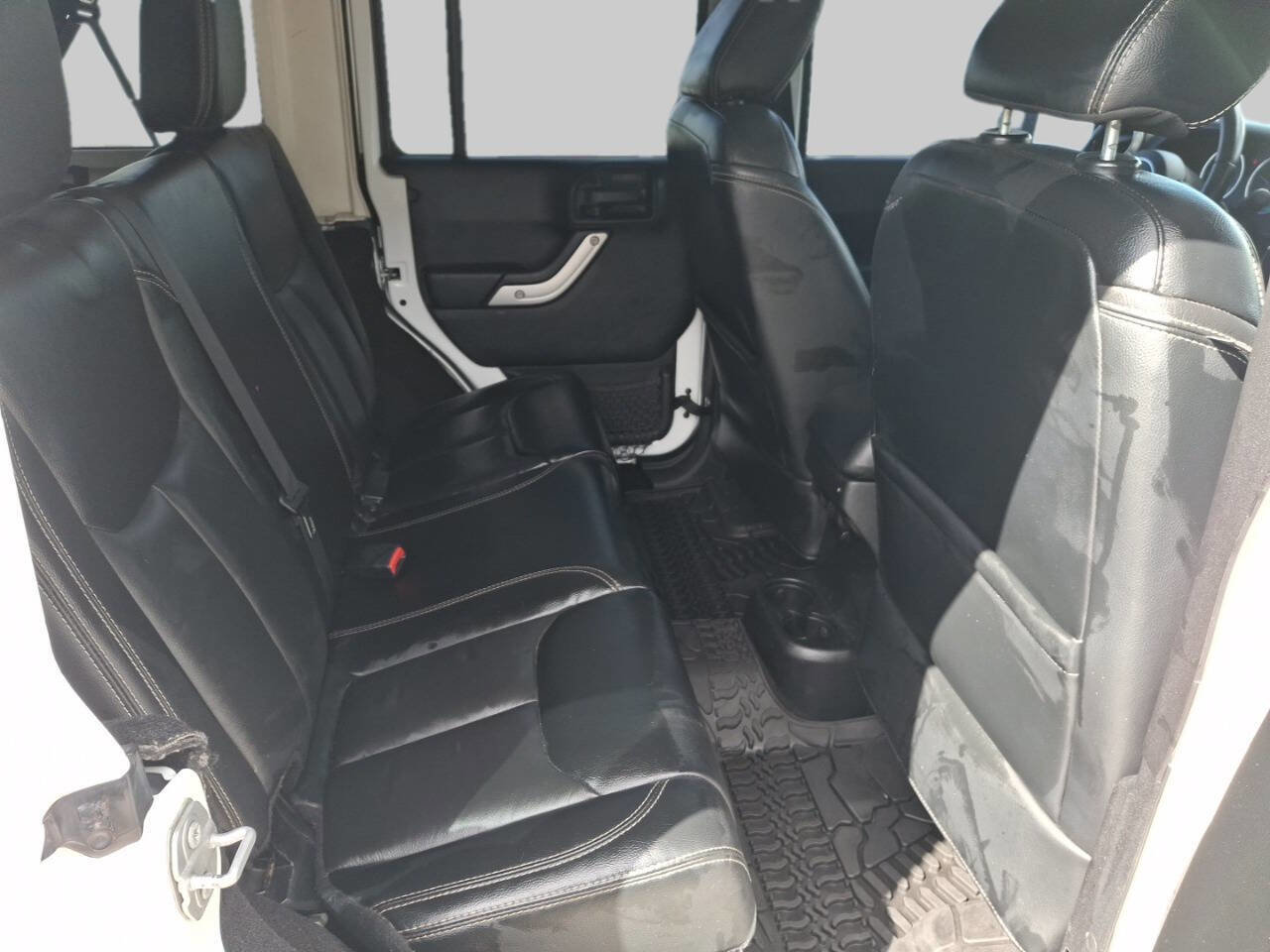 Used 2017 Jeep Wrangler Unlimited Sahara w/ Dual Top Group image 11