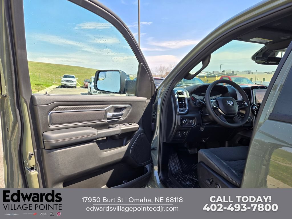 New 2026 RAM 1500 Big Horn AWD/4WD image 10