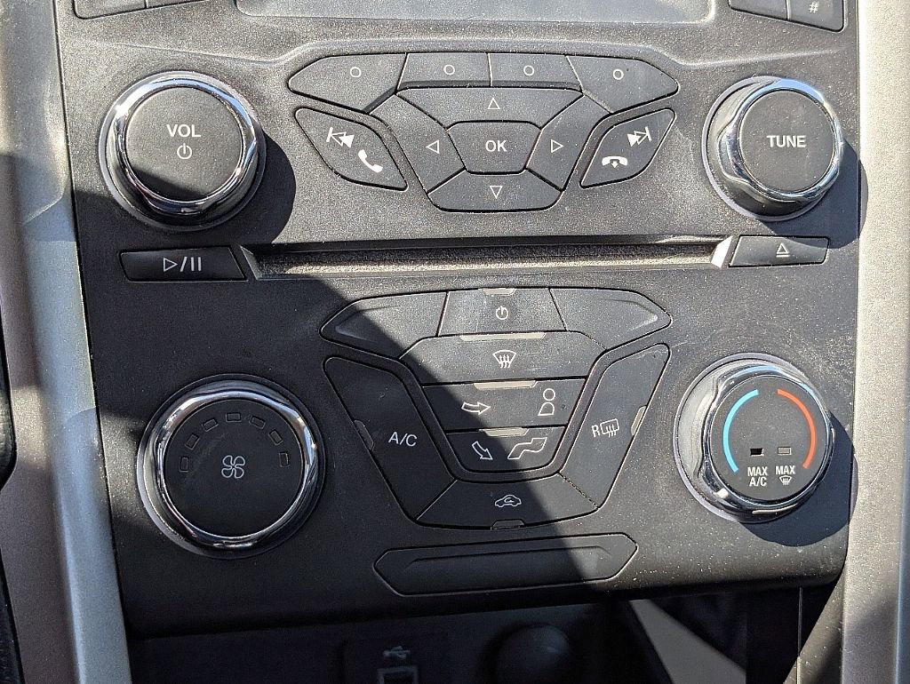 Used 2017 Ford Fusion S FWD image 7