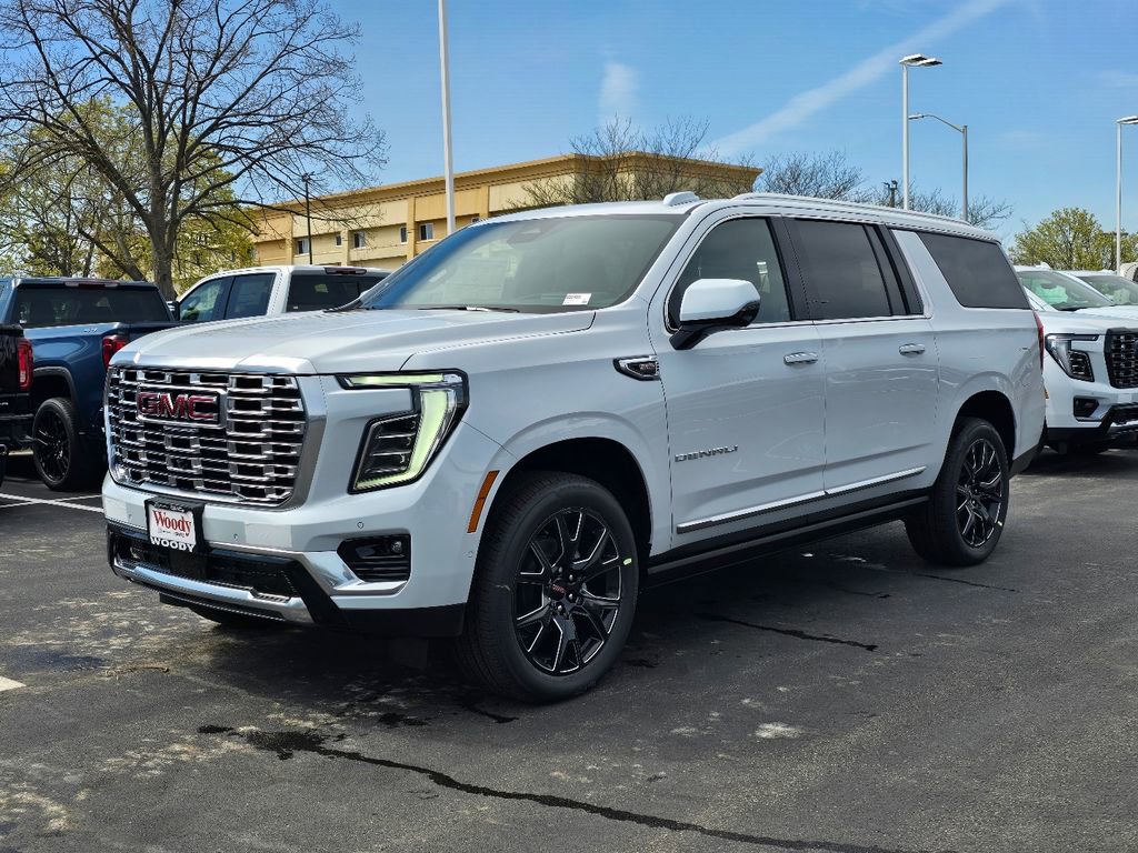 New 2026 GMC Yukon XL Denali w/ Sun & Power Step Package AWD/4WD image 5