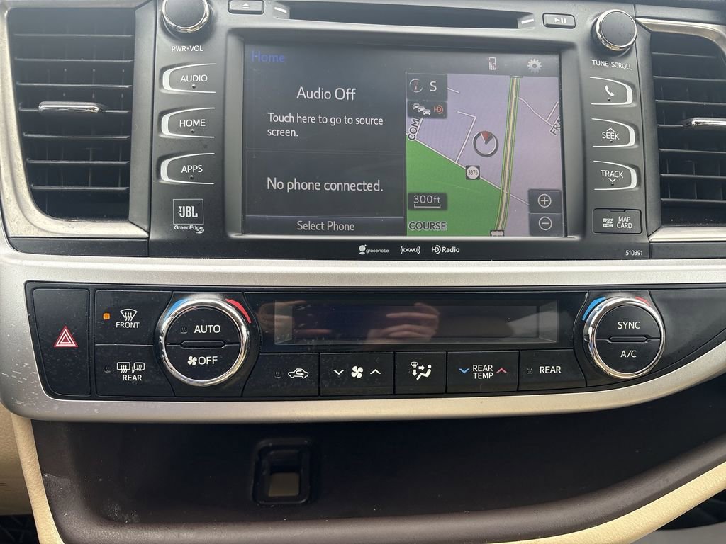 Used 2019 Toyota Highlander Limited image 17