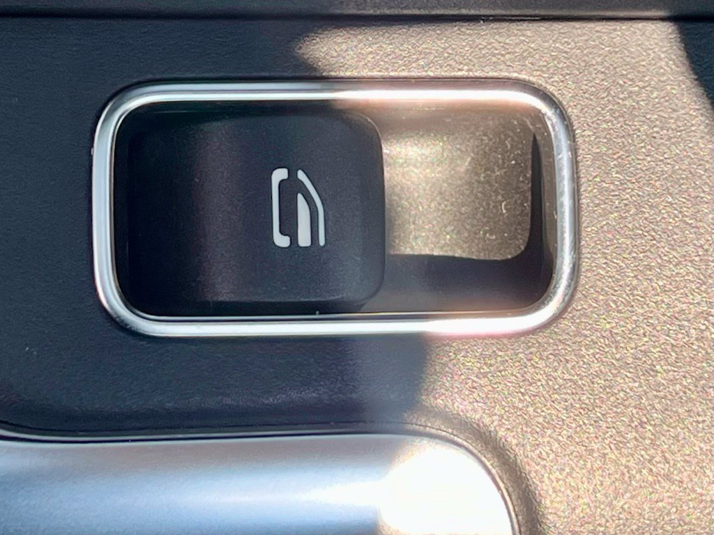 Certified 2023 Mercedes-Benz GLA 250 4MATIC image 34