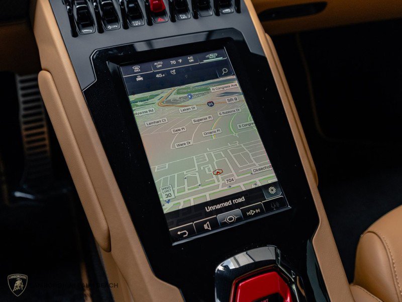 Used 2024 Lamborghini Huracan Tecnica image 15