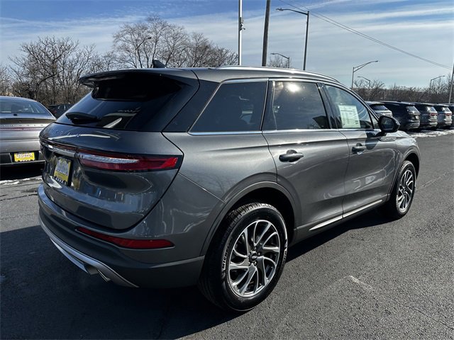 Certified 2022 Lincoln Corsair AWD w/ Equipment Group 101A image 5