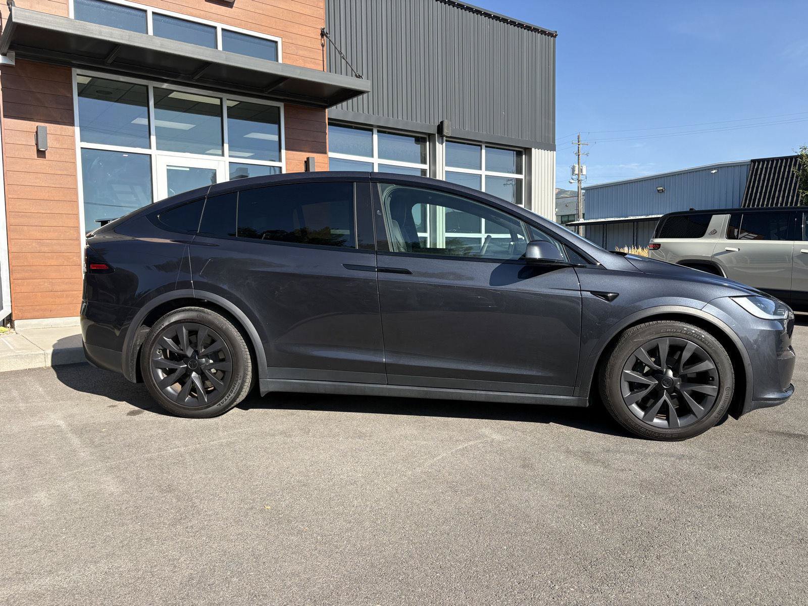 Used 2024 Tesla Model X AWD/4WD image 9