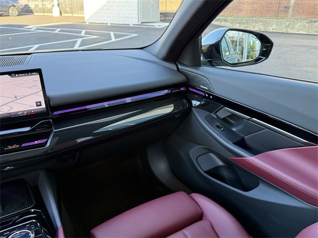 Used 2025 BMW 530i xDrive 530i xDrive w/ M Sport Package image 16