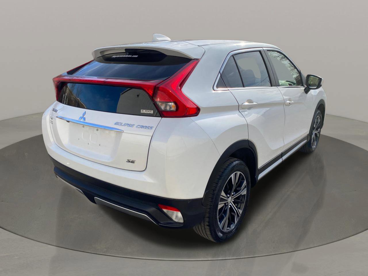 Used 2018 Mitsubishi Eclipse Cross SEL AWD/4WD image 17
