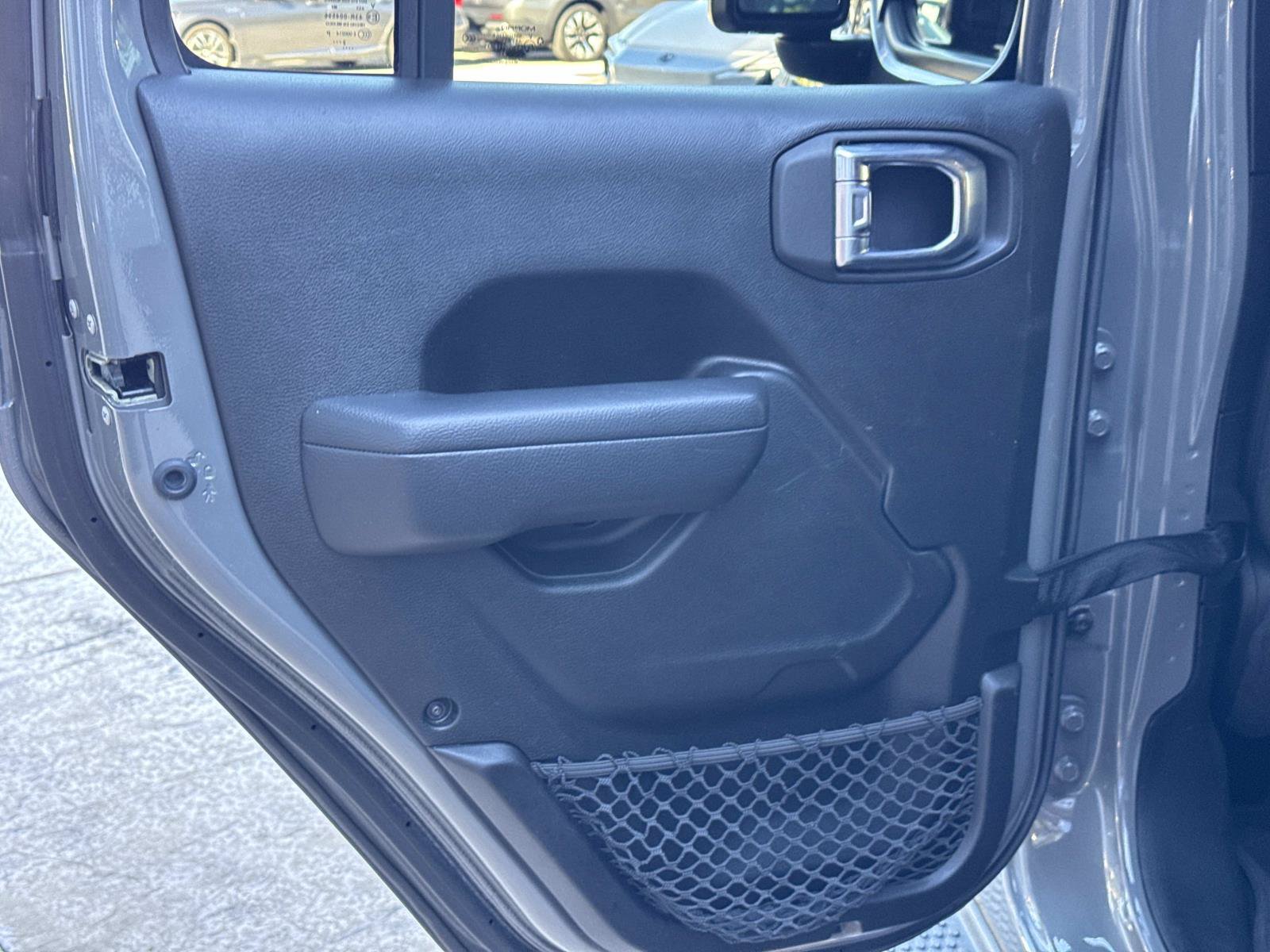 Used 2023 Jeep Wrangler Unlimited Sport AWD/4WD image 14