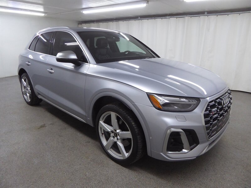 Used 2022 Audi SQ5 Prestige w/ Prestige Package