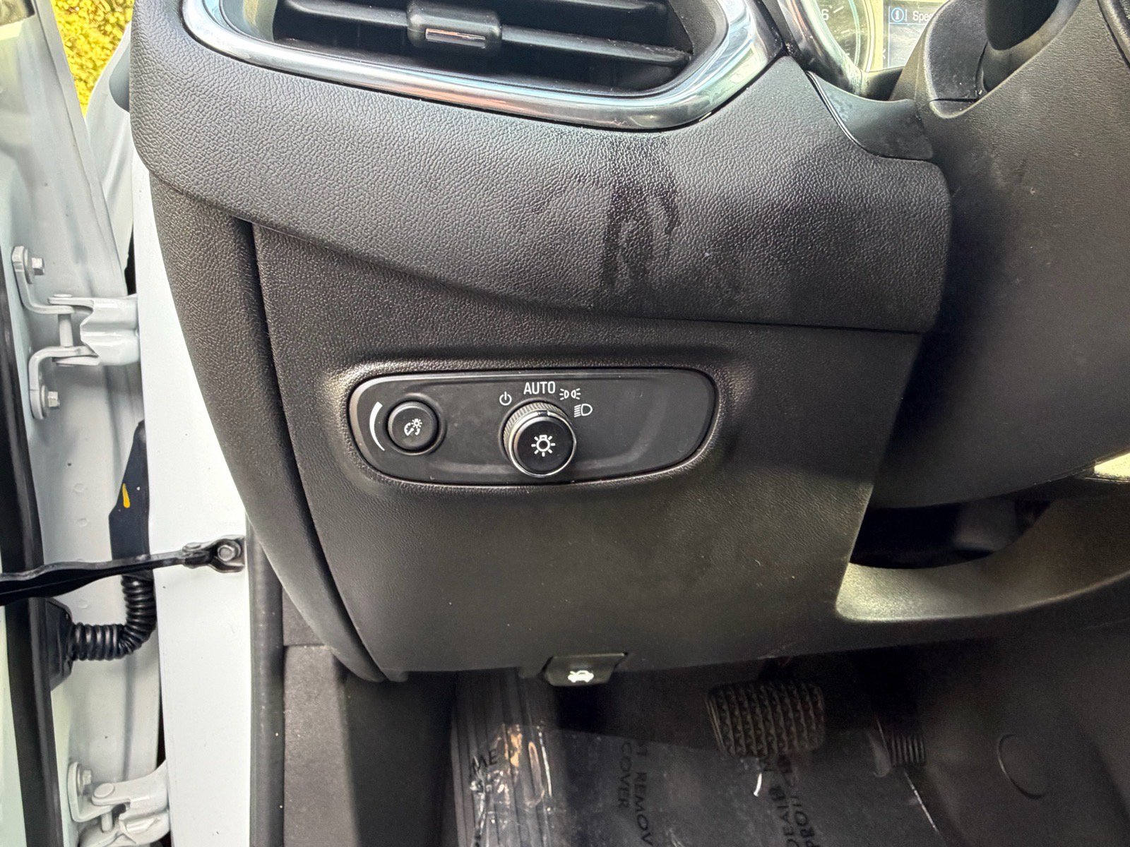 Used 2024 Chevrolet Equinox LT AWD/4WD image 21
