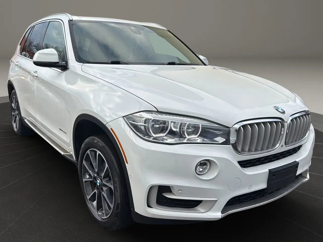 Used 2018 BMW X5 xDrive35i AWD/4WD image 3