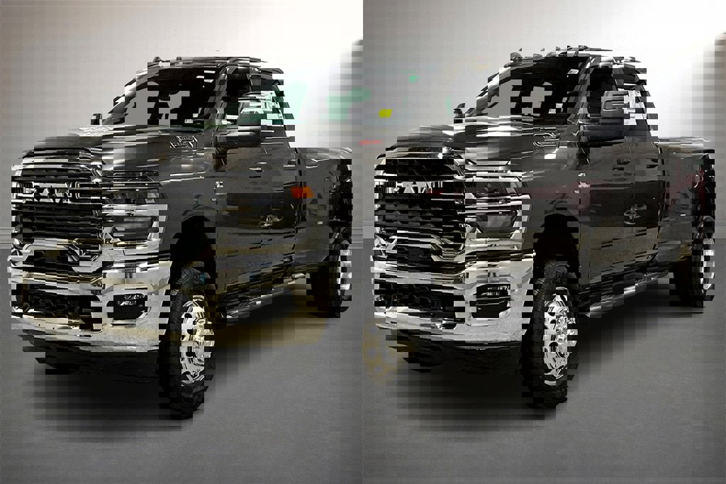 New 2026 RAM 3500 Tradesman image 2