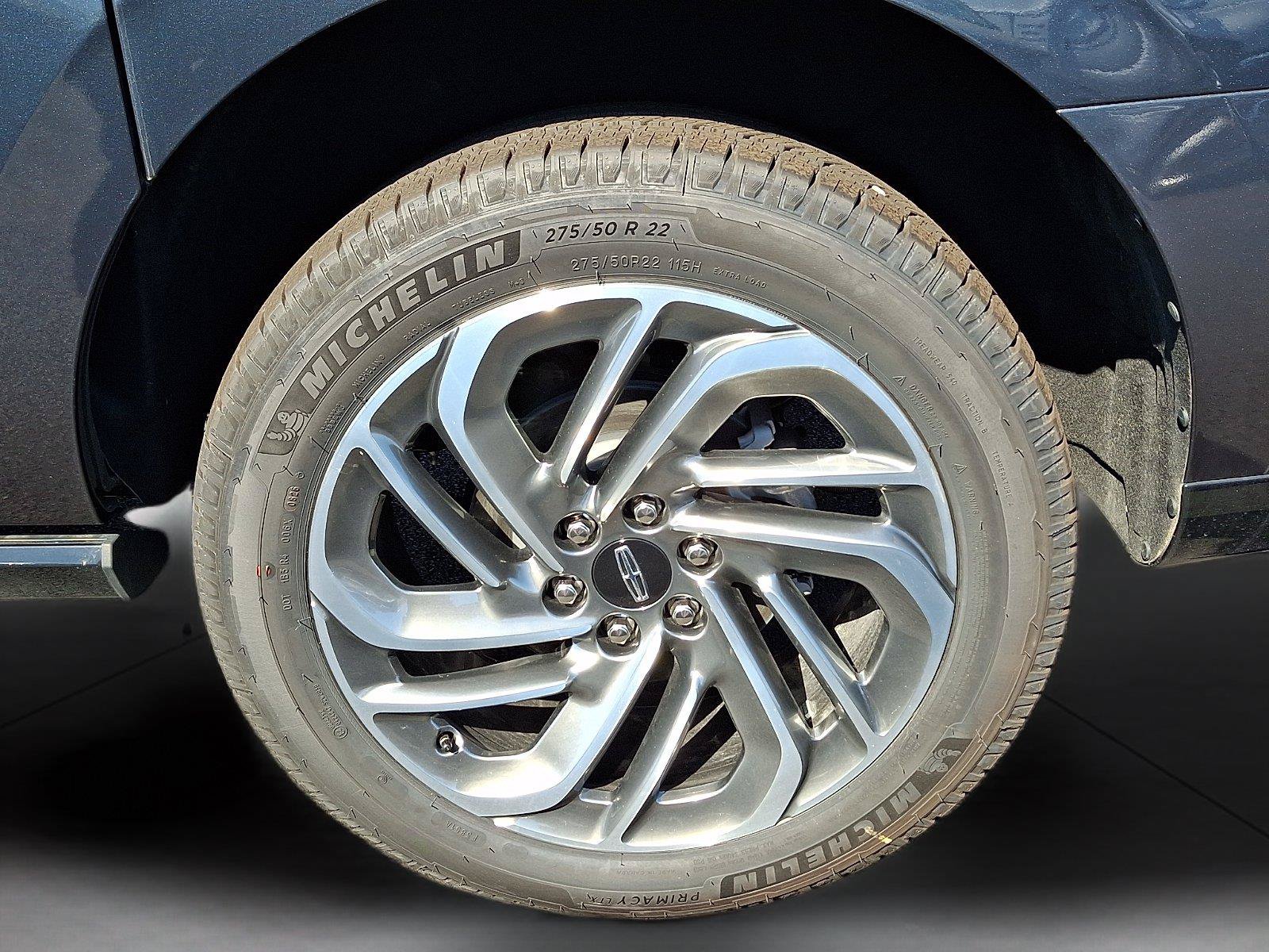 New 2026 Lincoln Navigator L Reserve AWD/4WD image 19