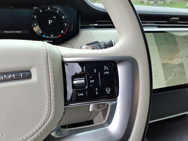 Used 2024 Land Rover Range Rover SE AWD/4WD image 18