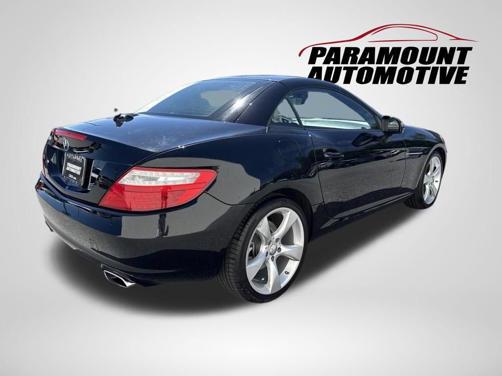 Used 2012 Mercedes-Benz SLK 350 image 7