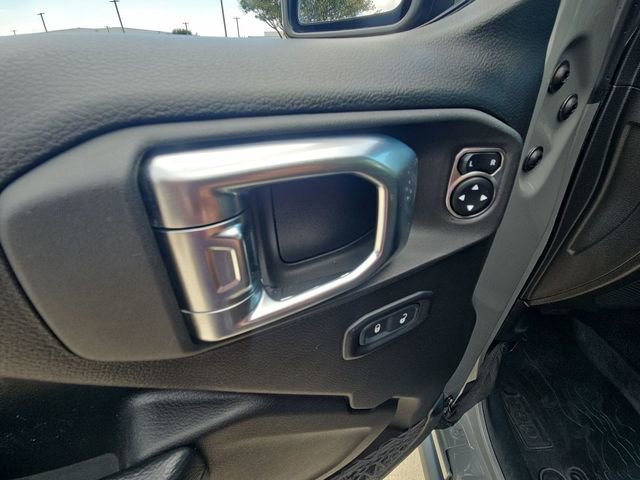 Used 2023 Jeep Wrangler Unlimited image 22