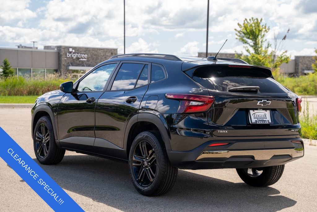 Used 2025 Chevrolet Trax ACTIV w/ Driver Confidence Package image 5