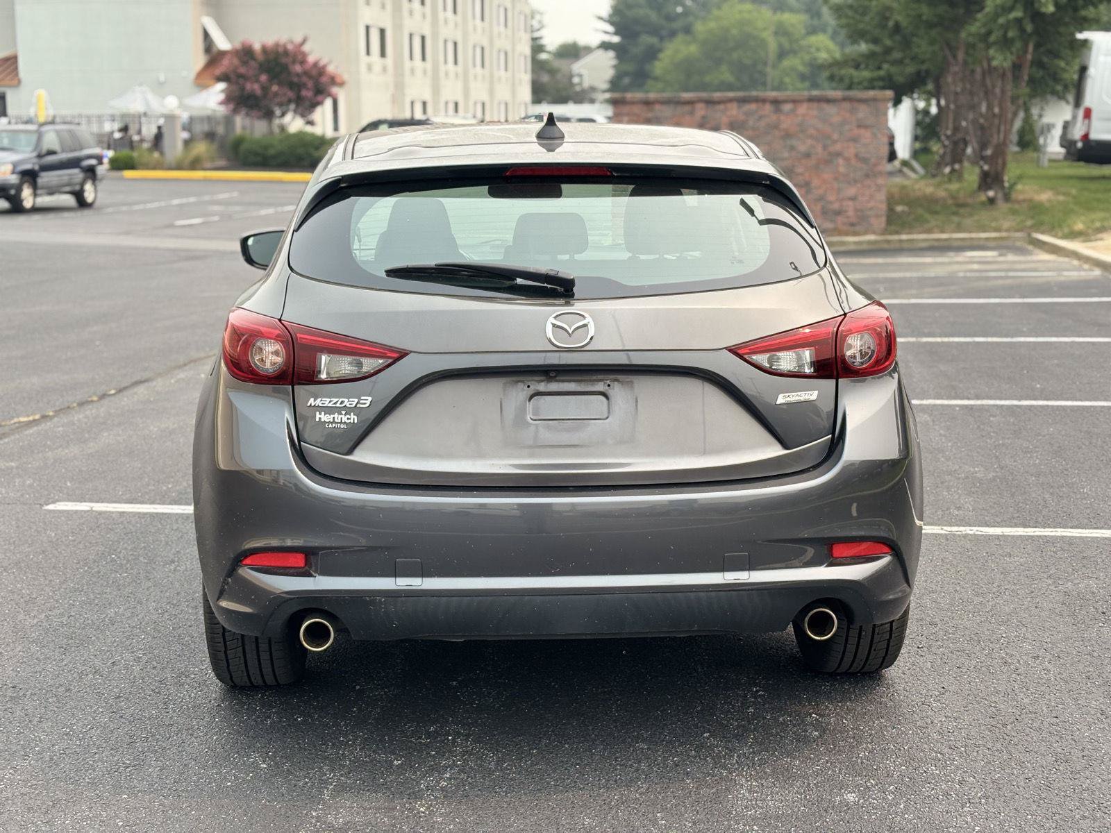 Used 2018 MAZDA MAZDA3 Grand Touring w/ Premium Equipment Package FWD image 5
