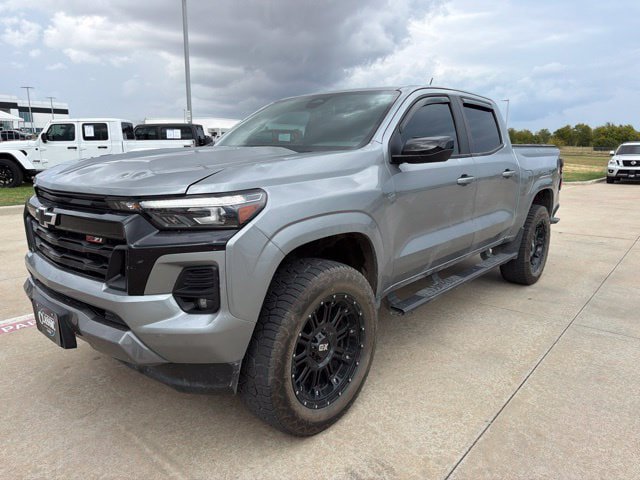 Used 2023 Chevrolet Colorado Z71 w/ Z71 Convenience Package 2