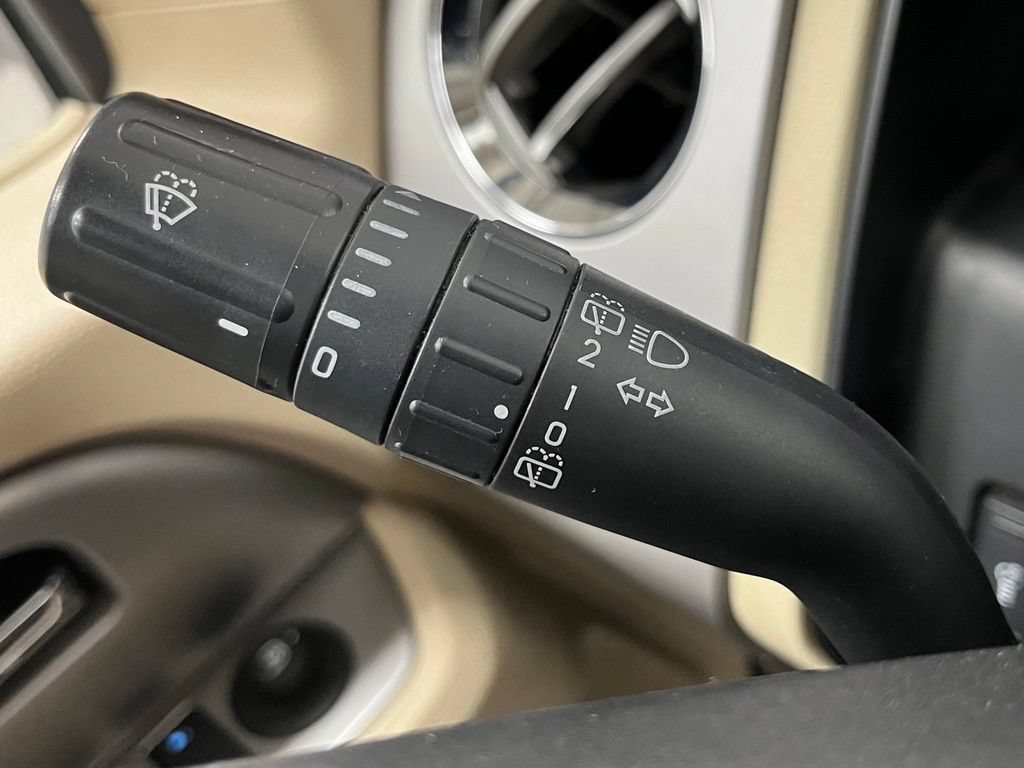 Used 2017 Ford Expedition EL XLT w/ Equipment Group 202A AWD/4WD image 28