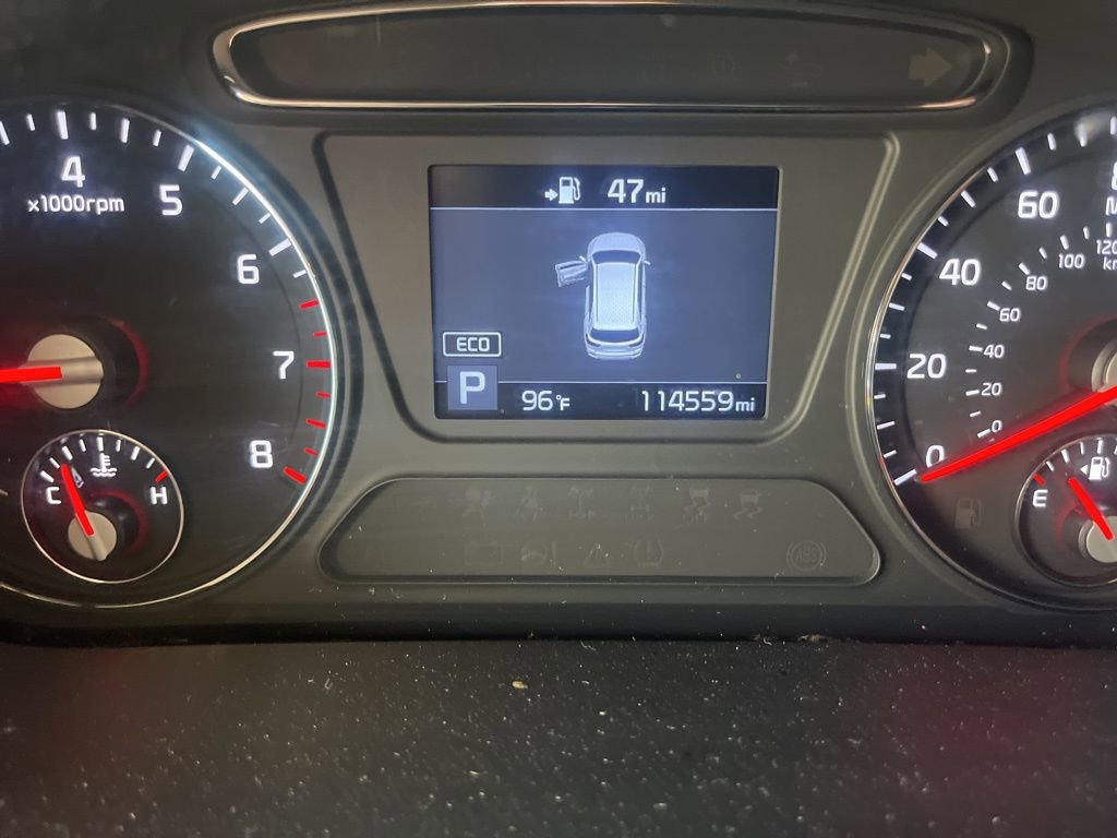 Used 2020 Kia Sorento LX image 15