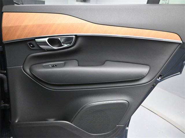 Used 2024 Volvo XC90 T8 Plus w/ Protection Package Premier image 29