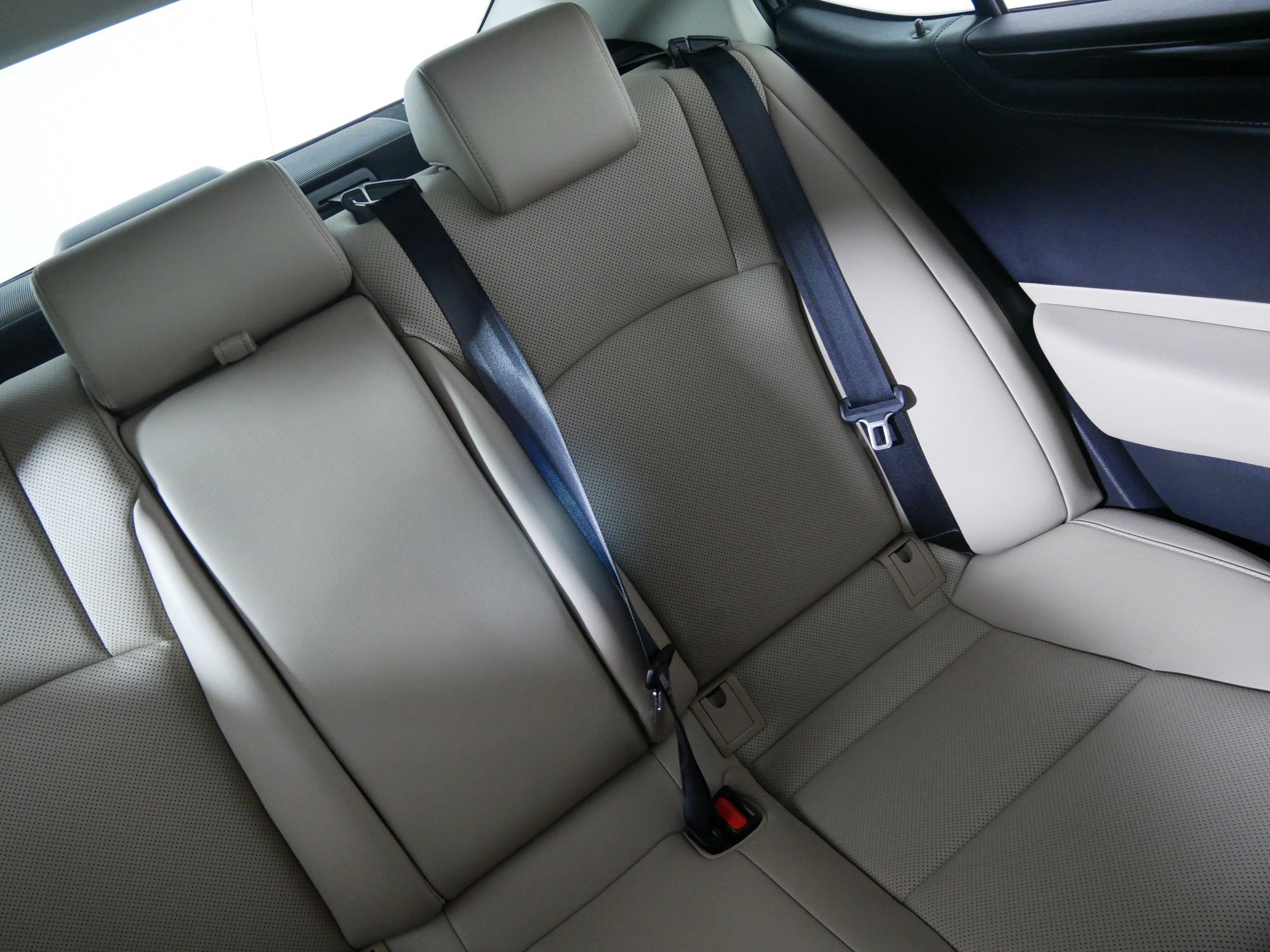 Used 2019 Lexus ES 350 w/ Premium Package FWD image 14