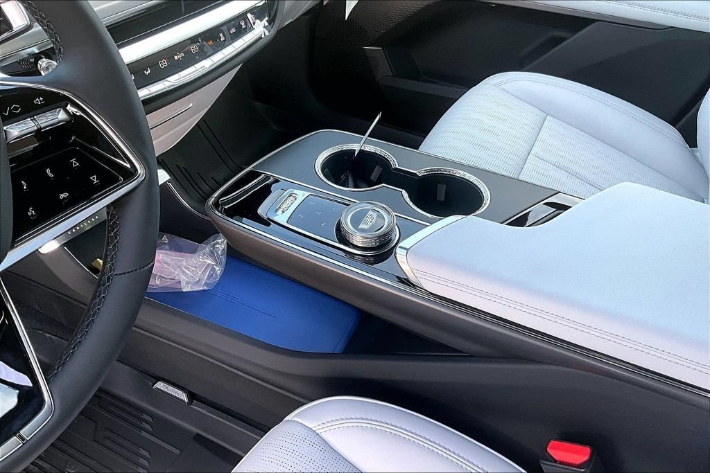 New 2026 Cadillac Lyriq Sport w/ LPO, Floor Liner Package AWD/4WD image 8