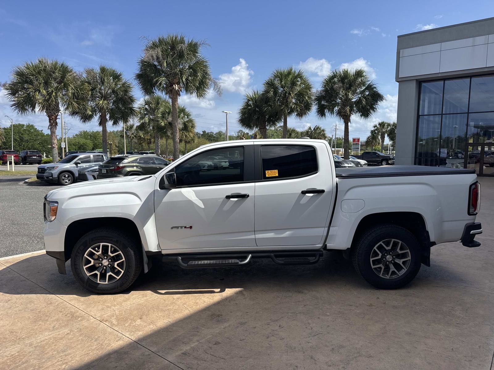 Used 2022 GMC Canyon AT4 w/ Trailering Package AWD/4WD image 6
