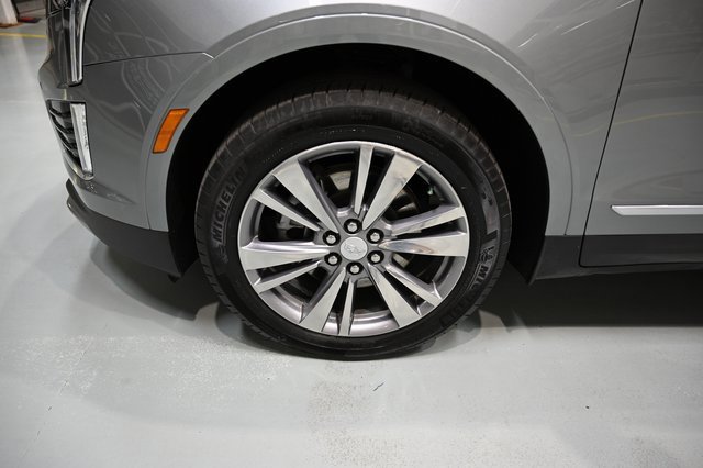 Used 2025 Cadillac XT5 Premium Luxury image 31